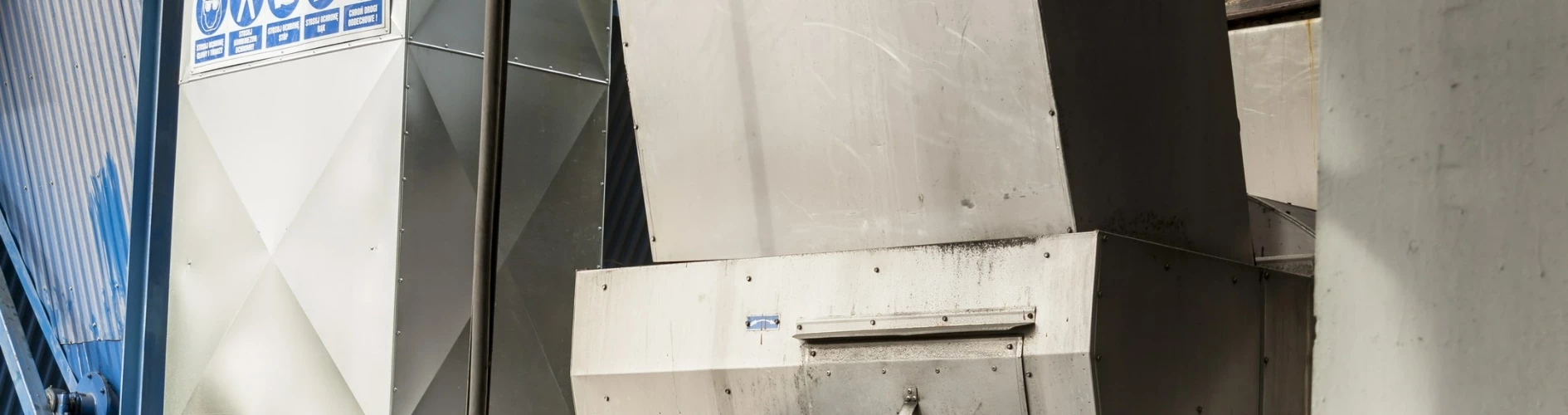 Máquinas nuevas, extrusoras usadas, sistemas de plastificación, líneas de producción en Polonia.